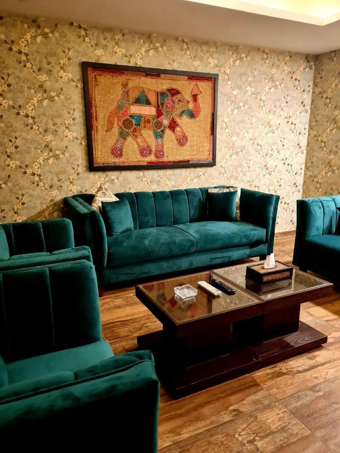 イスラマバードRoyal Residencia Centaurusアパートメント エクステリア 写真