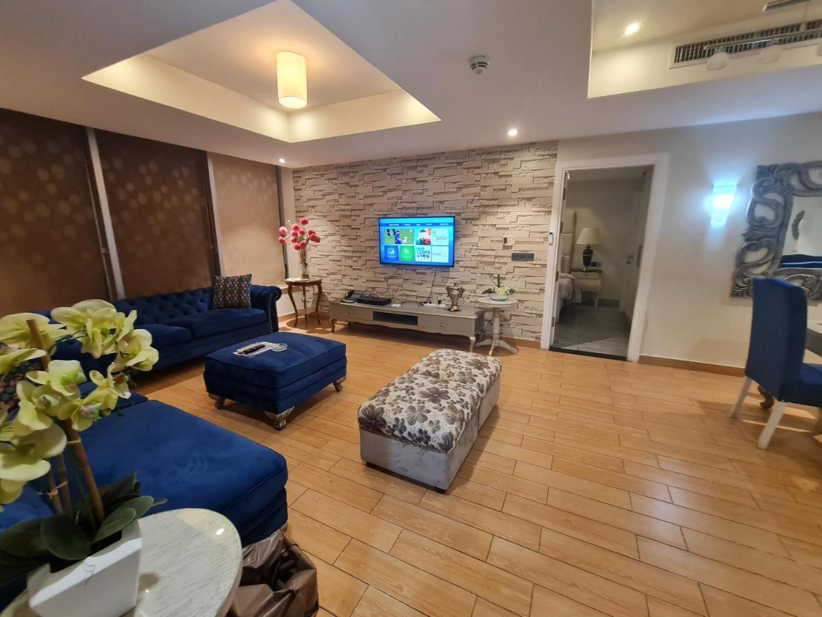 イスラマバードRoyal Residencia Centaurusアパートメント エクステリア 写真
